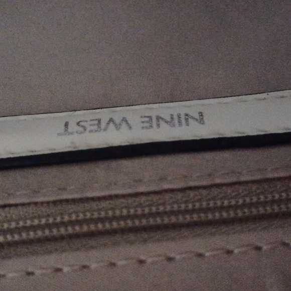 Nine West Handbag - Picture 5 of 9